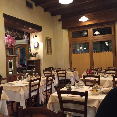 delicious-food-a-hidden-1